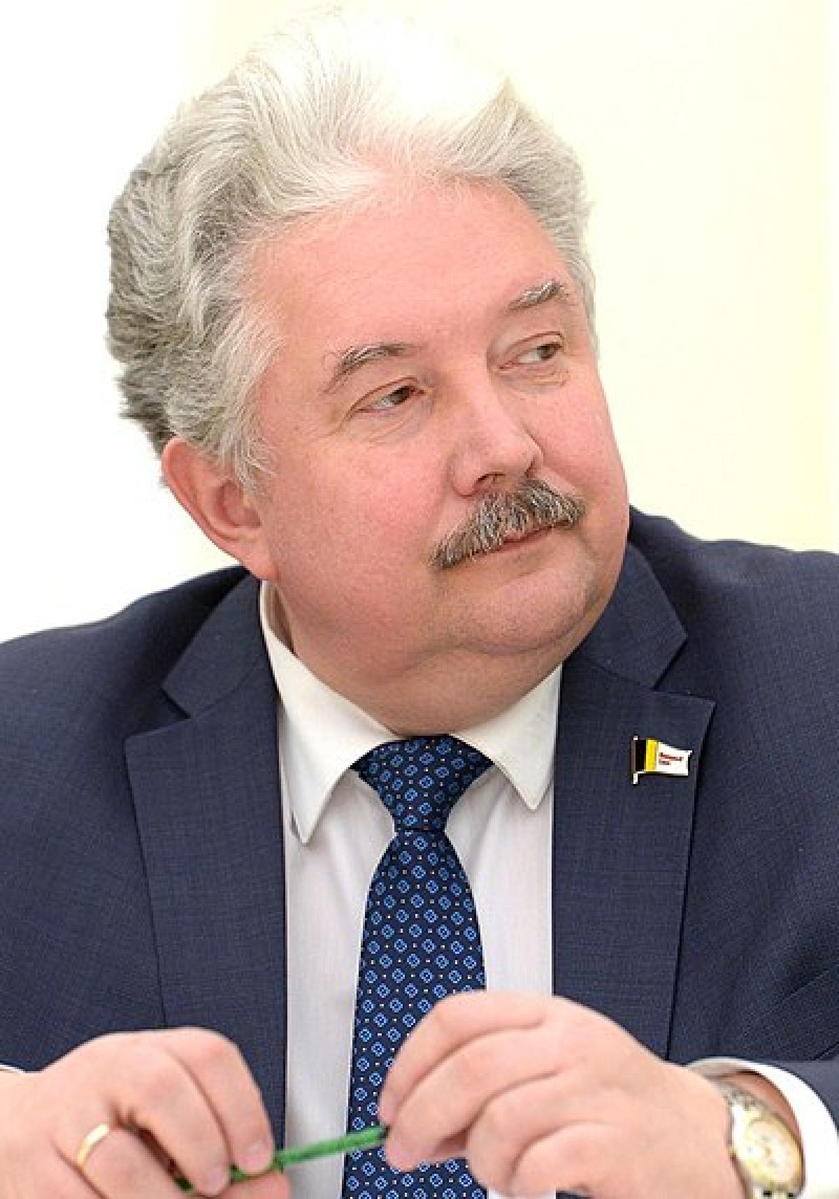Доктор юридических наук, профессор, Заслуженный деятель науки Российской Федерации, Председатель Президиума Фонда защиты Русского Мира, Председатель Правления «Советского Фонда Мира» отмечает свой день рождения